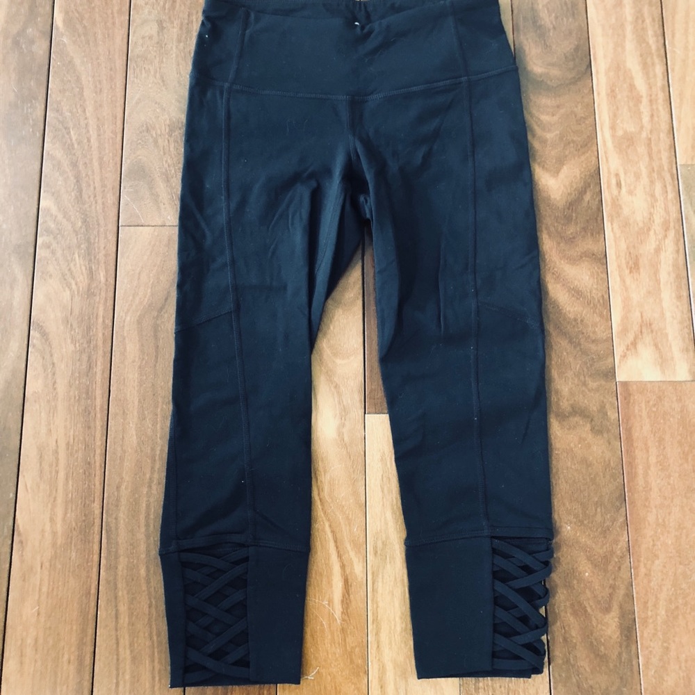 Athleta Crop Leggings